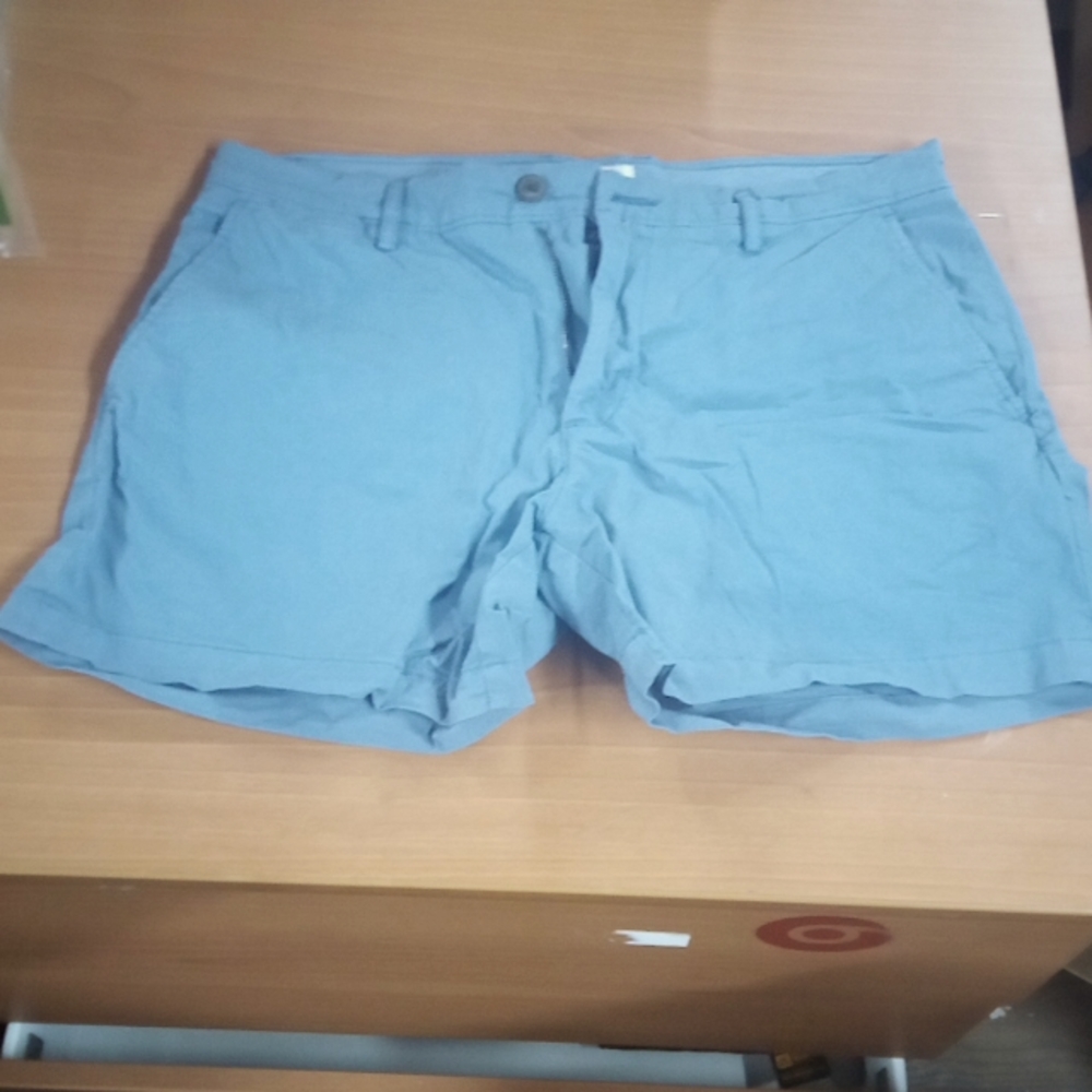 Good threads women's shorts new without tags